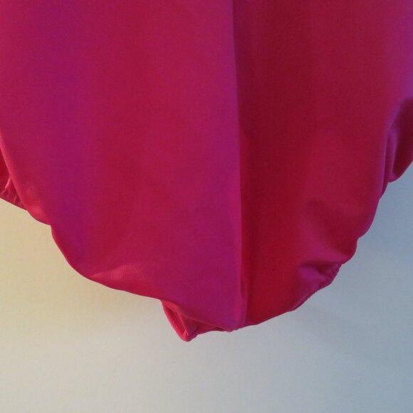 MIRACLESUIT Rialto Hot Fuchsia Pink Ruched Slimming One Piece Swimsuit - Size 16 - Picture 12 of 15
